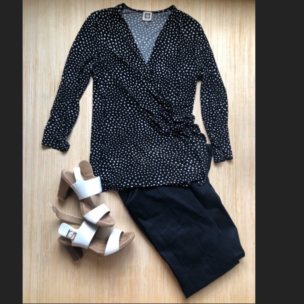 Anne Klein wrap top size Large